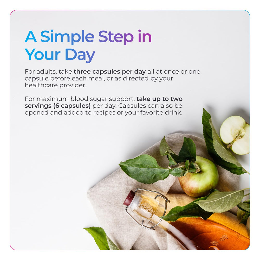 Livingood Daily cápsulas en mano para comparar tamaño y portabilidad