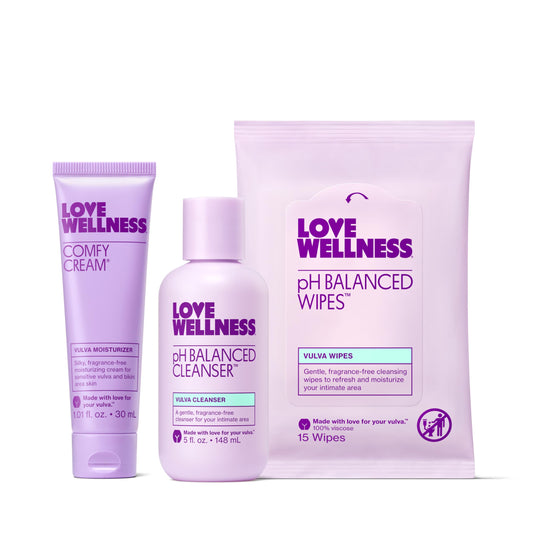 Love Wellness pack frontal mostrando limpiador crema y toallitas, comodidad diaria
