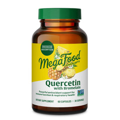 MegaFood frasco frontal mostrando quercetin con bromelain y beneficios claros