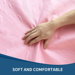 Moonsea protector colocado en cama matrimonial protegiendo el colchón fácilmente