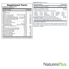 NaturesPlus adolescente tomando tableta masticable para adherencia diaria