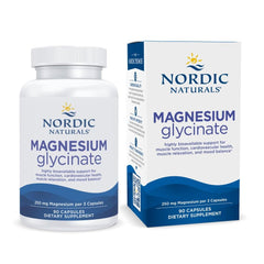 Nordic Naturals frasco delante mostrando el etiquetado claro y beneficios