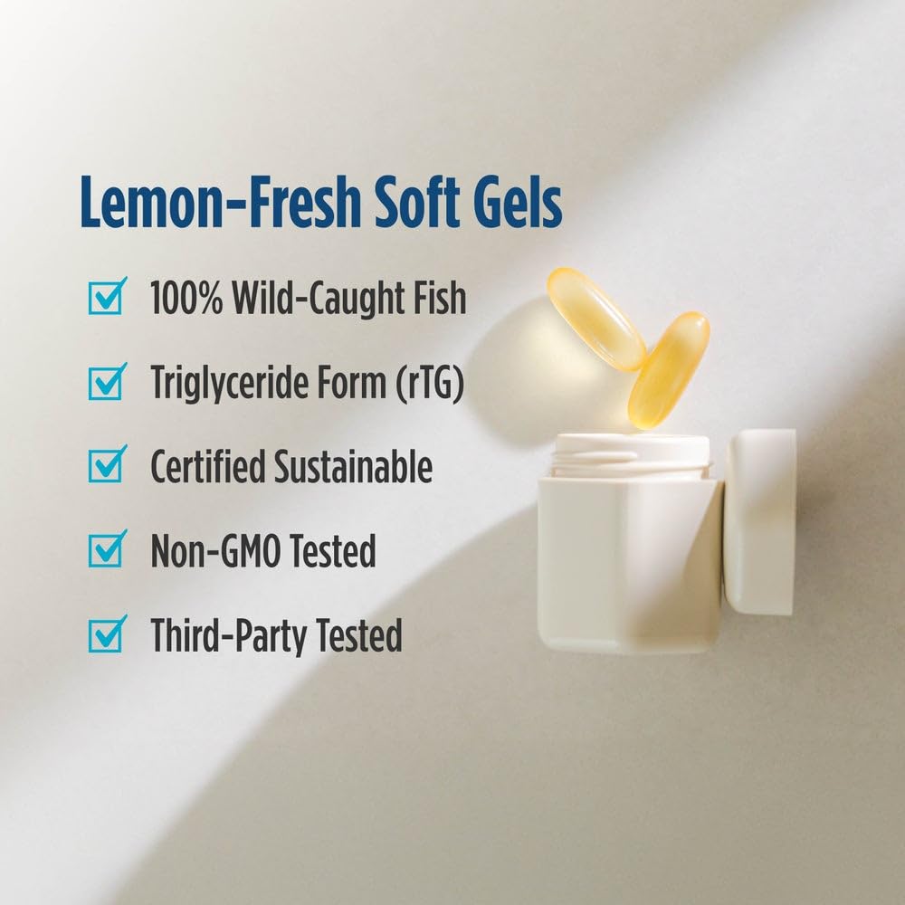 Nordic Naturals envase en mano para comparar tamaño y conveniencia diaria