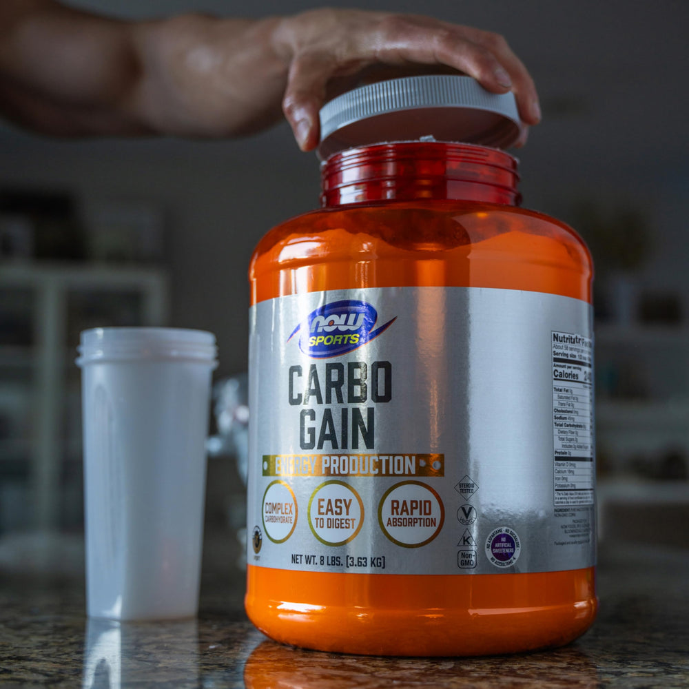 NOW Foods envase junto a objeto para comparar tamaño y porciones