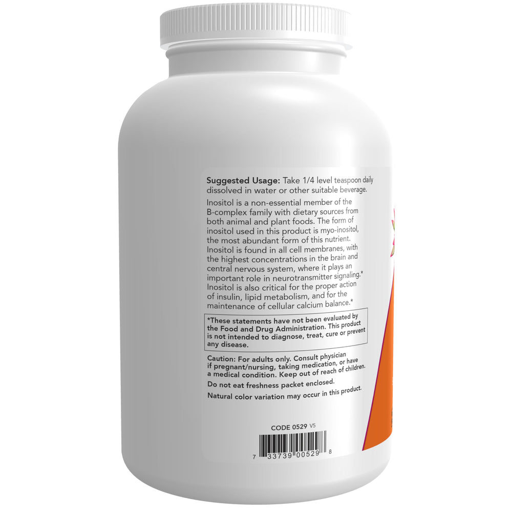 Cucharilla midiendo inositol NOW Foods para dosificación precisa