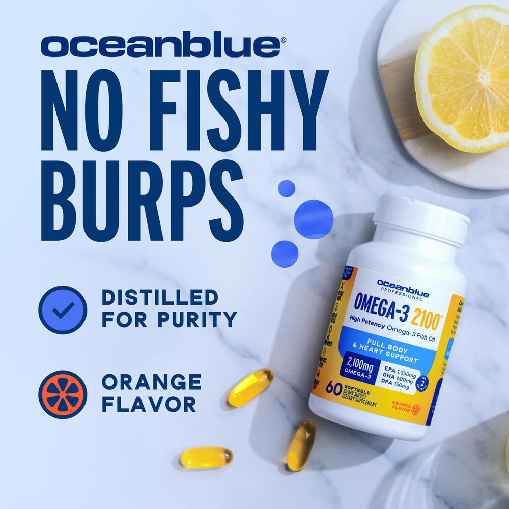 Oceanblue cápsulas en mano mostrando tamaño real para comparar facilidad
