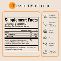 OM MUSHROOM SUPERFOOD comparación de tamaño del envase con mano, referencia de cantidad