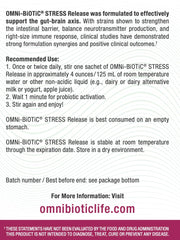 OMNi BiOTiC polvo disuelto en agua en vaso, mezcla rápida y consumo inmediato