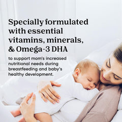 ONE A DAY madre amamantando en cocina, suplemento para apoyo posnatal