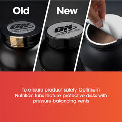Envase Optimum Nutrition junto a una manzana para comparar tamaño y porciones por paquete