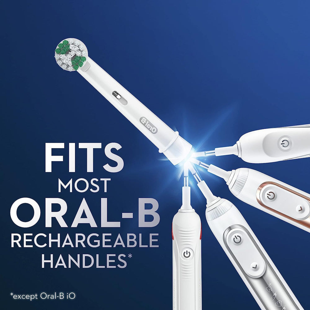 Oral-B cabezal montado en mango compatible demostrando ajuste firme