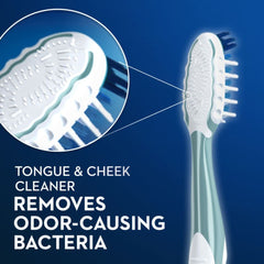 Oral-B cepillo en uso limpiando molares y alcanzando espacios difíciles