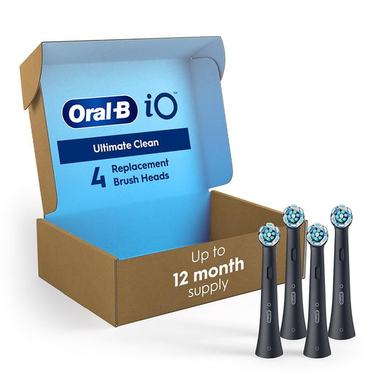 Oral-B vista frontal del empaque mostrando los cuatro cabezales y beneficio claridad