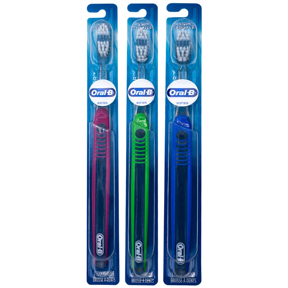 Oral-B frente del empaque mostrando el cepillo y su presentación práctica