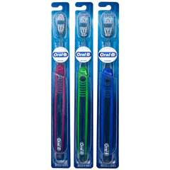Oral-B frente del empaque mostrando el cepillo y su presentación práctica