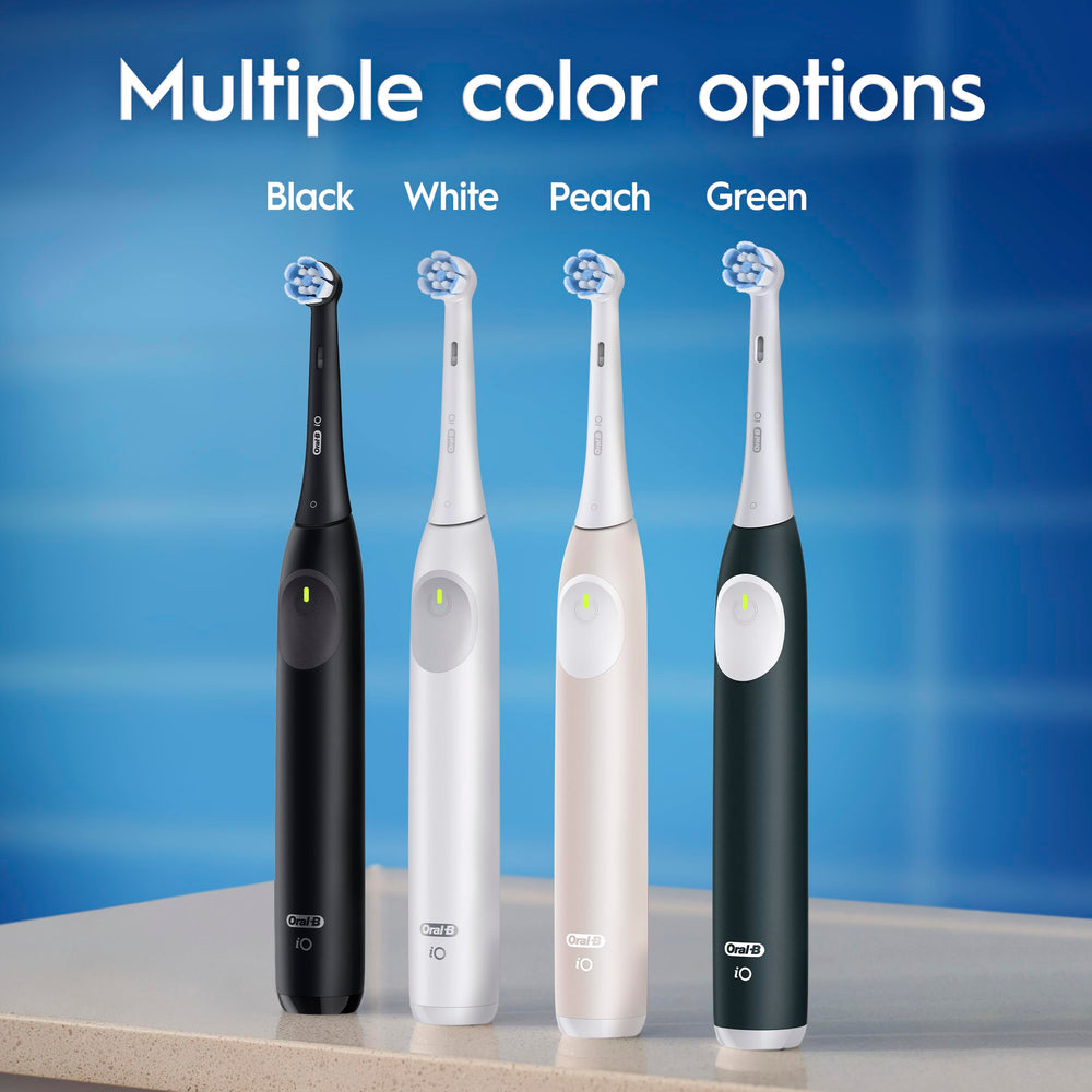 Oral-B iO2 comparación de tamaño en mano para evaluar ergonomía y control