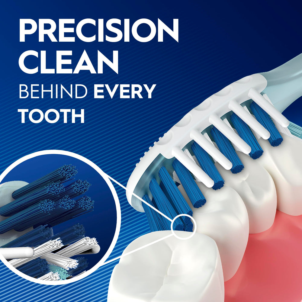Oral-B PowerTip con cerdas largas alcanzando zonas difíciles