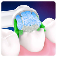 Oral-B primer plano del conector del cabezal para una conexión fiable