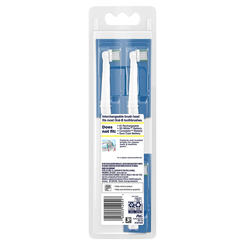 Oral-B uso en baño estilo vida mostrando limpieza diaria cómoda