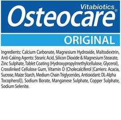 persona activa tomando Osteocare Vitabiotics para apoyar salud ósea y movilidad
