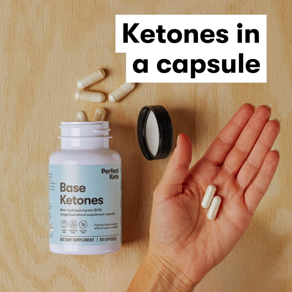 Persona tomando Perfect Keto durante rutina diaria para energía sostenida