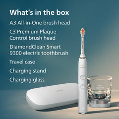 Philips Sonicare cepillo junto a cepillo manual comparando tamaño y ergonomía