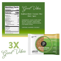 Protein Puck primer plano de maní almendras semillas y fruta seca