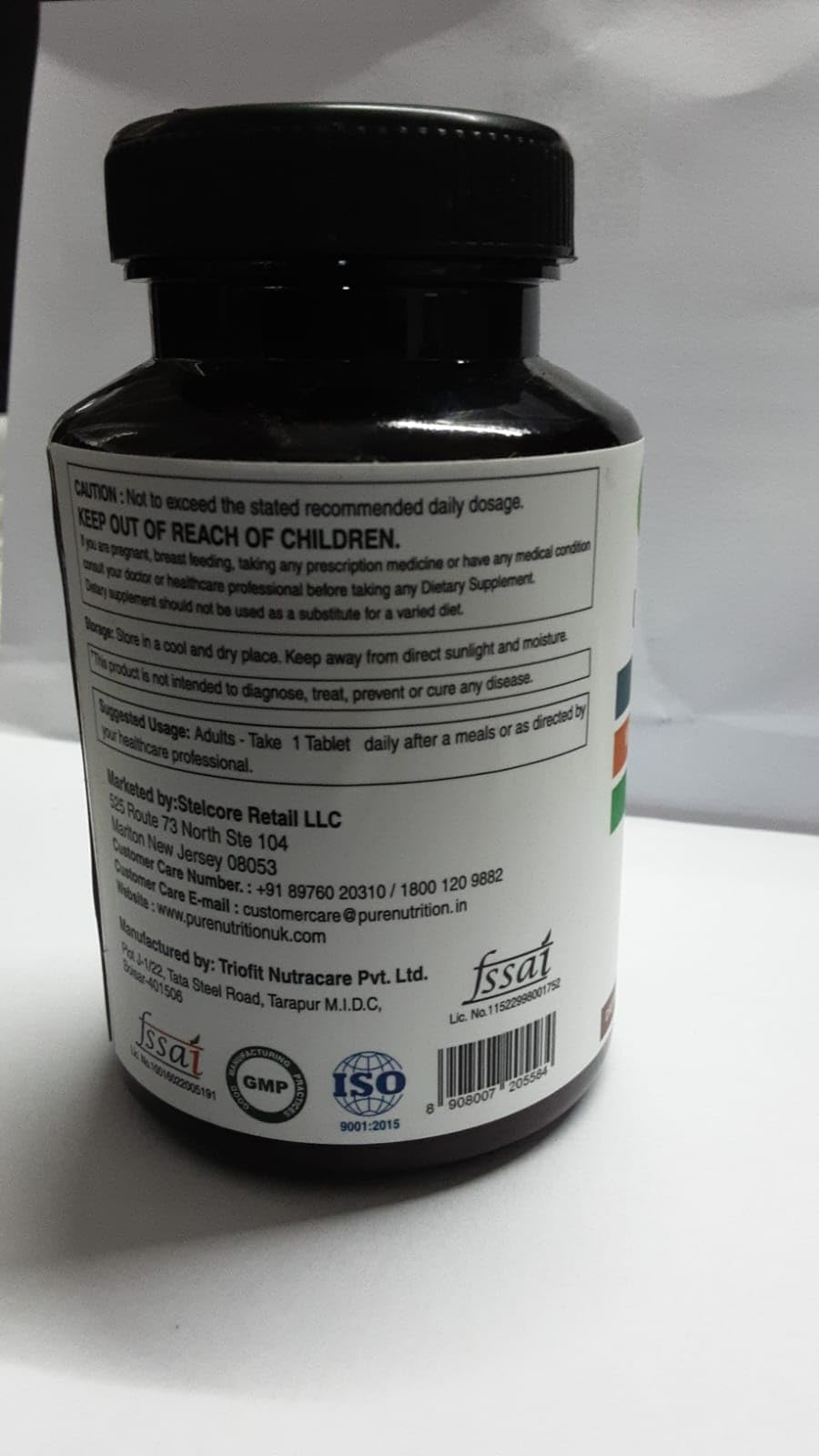 Pure Nutrition detalle de hojas de moringa que acompañan la fórmula, beneficio complemento vegetal