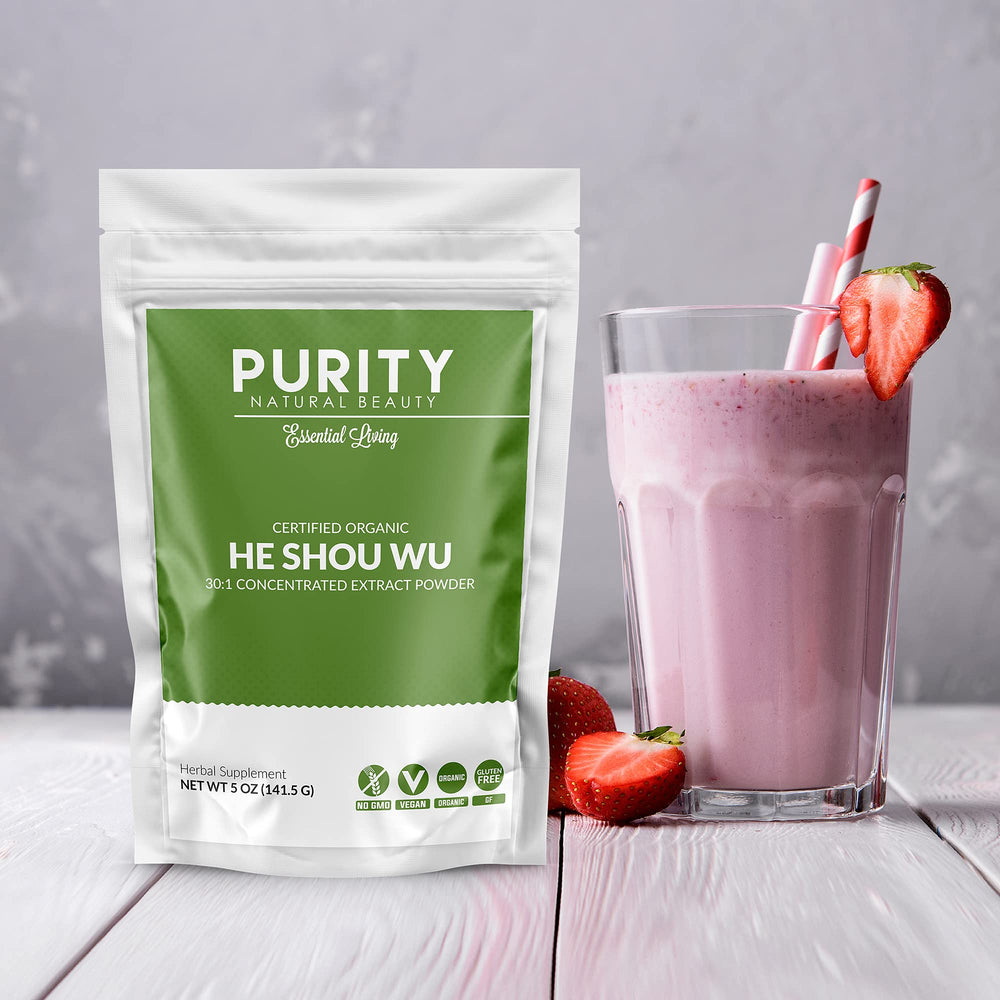 Purity Natural Beauty polvo añadido a batido de frutas, uso versátil diario