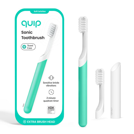 Quip vista frontal del cepillo verde mostrando diseño y beneficios de uso