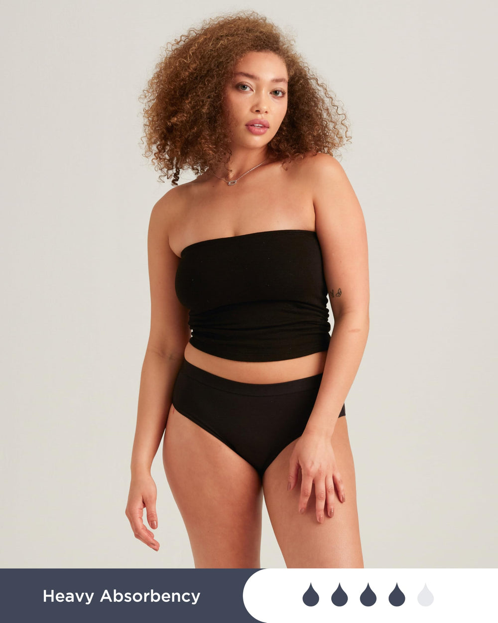 Saalt zona reforzada en costuras, comodidad y protección diaria.