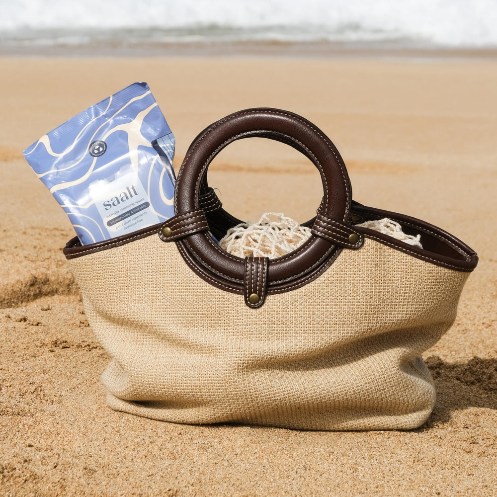 Saalt Toallitas Íntimas: paquetes de viaje listos para llevar en bolso o bolsa de deporte.