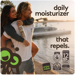 Shubug Clean Mist comparado en tamaño con objetos cotidianos, práctico