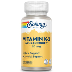 SOLARAY K-2 MK-7 cápsulas: envase visible para uso diario en una rutina de nutrientes.