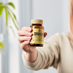 Solgar Nutrientes Prenatales, uso diario recomendado para complementar la nutrición.