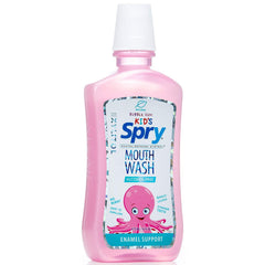 Spry primer plano del líquido para ver textura clara y pH neutro
