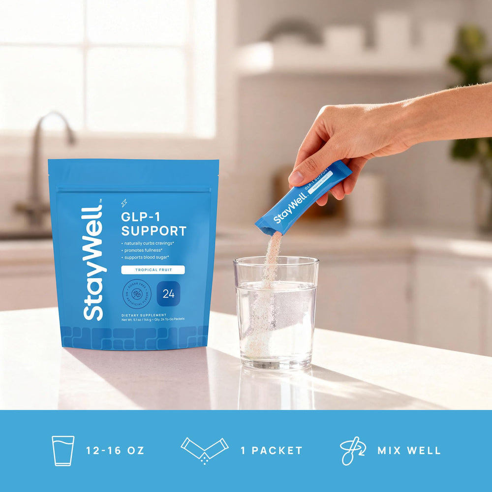 Preparación en cocina con Stay-Well Naturals mezclado en batido para control de antojos
