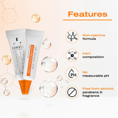 Strataderm en bolso junto a cosméticos, práctico para viajes