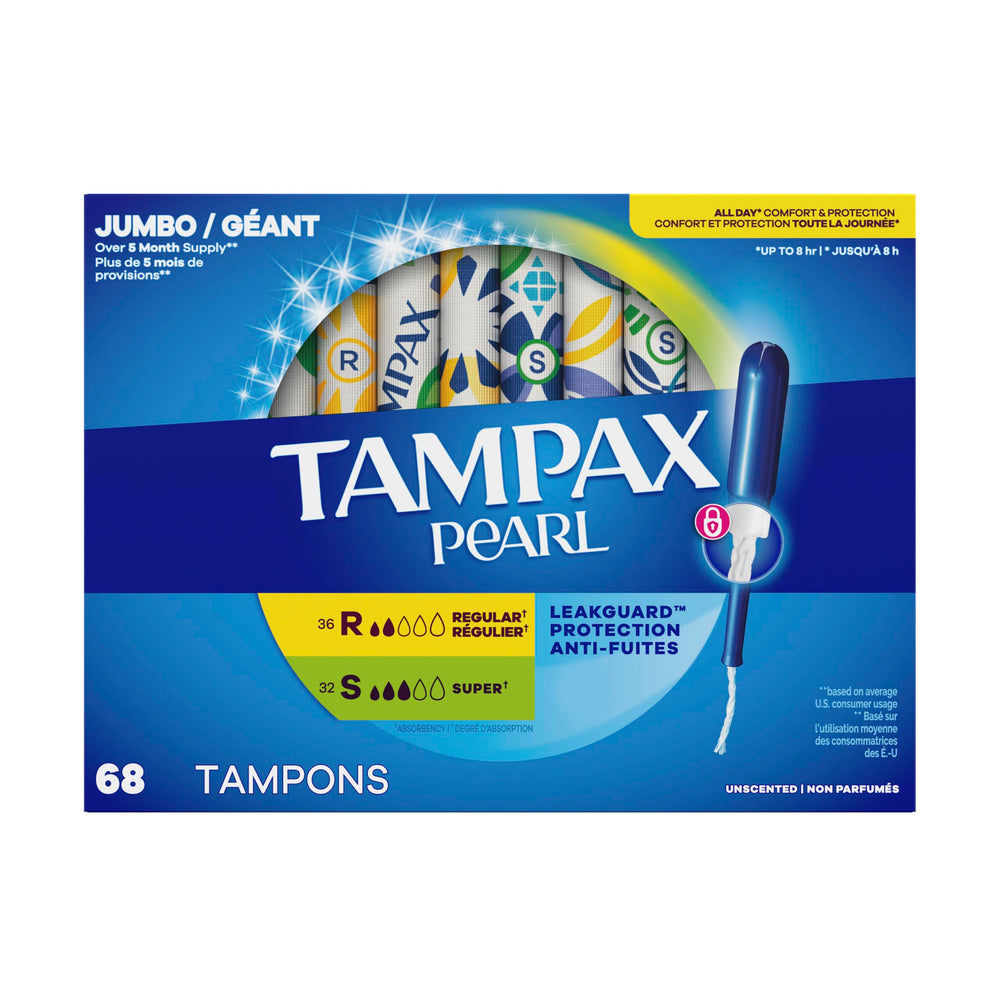 Escena de estilo de vida con Tampax Pearl en un bolso listo para el día