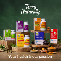 Terry Naturally Curamin 90 cápsulas al lado de organizador para planificación mensual