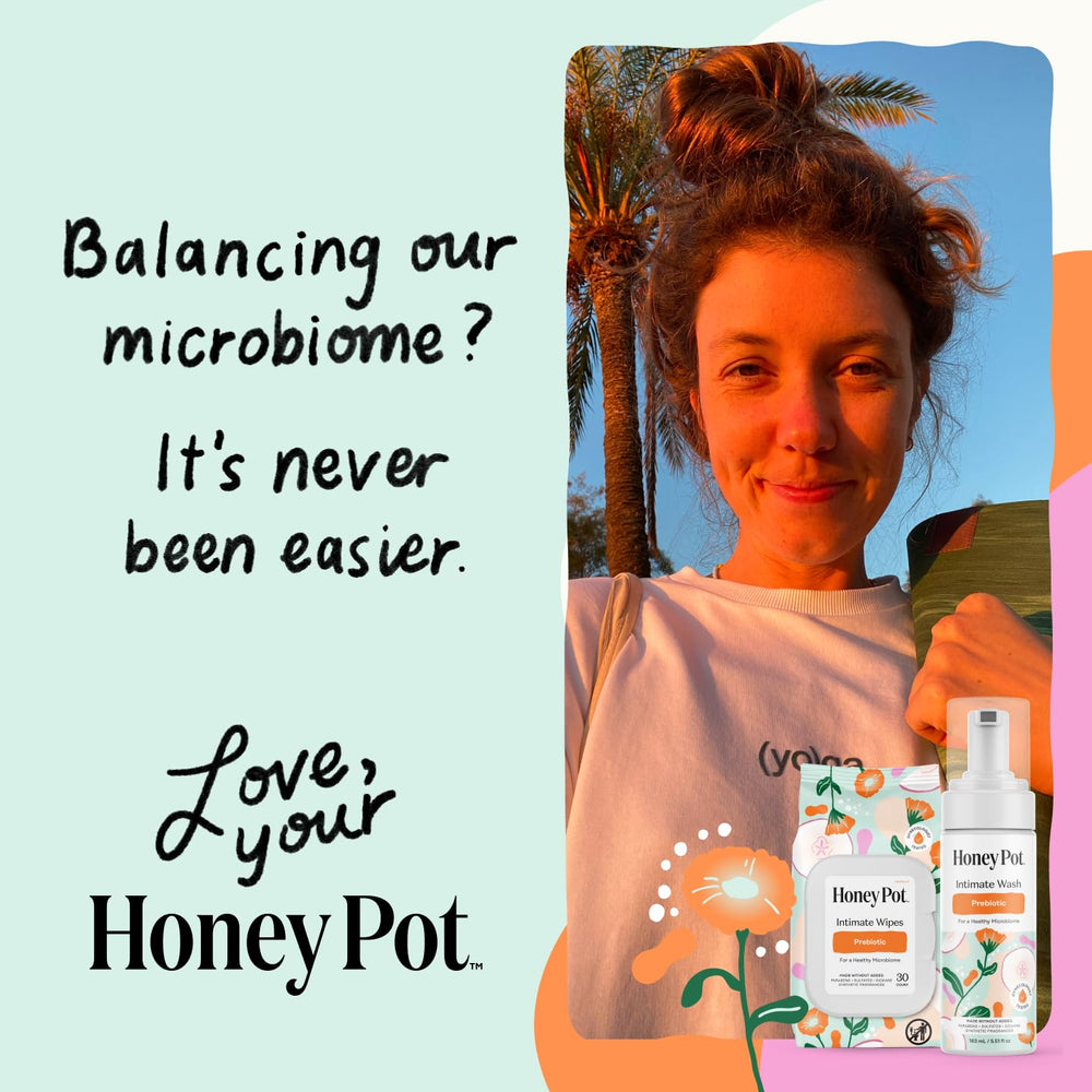 The Honey Pot toallita mostrando humedad para limpieza eficaz