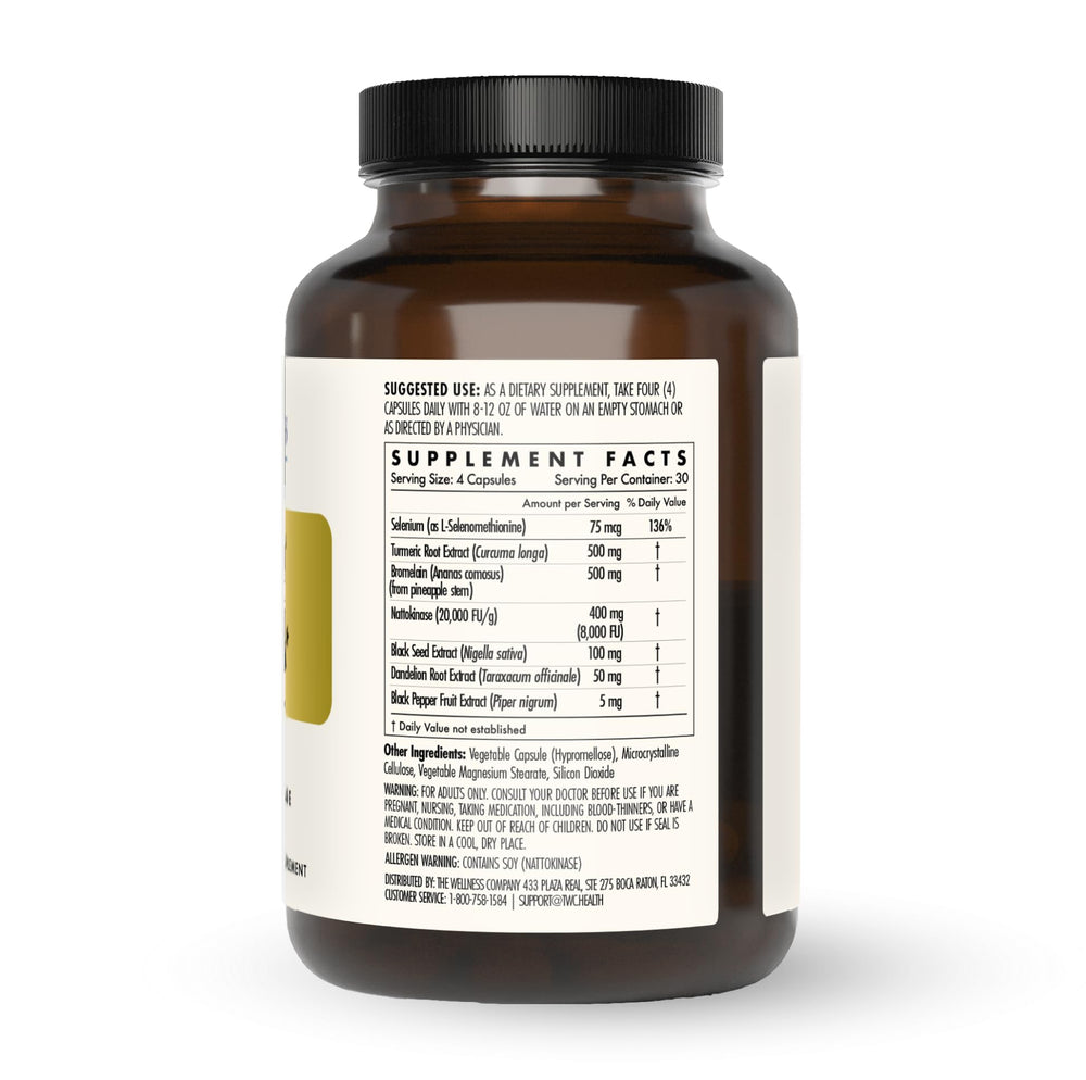 The Wellness Company cápsulas en mano ilustrando la toma diaria y facilidad de uso