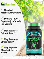 tnvitamins cápsula en mano para percepción de tamaño y dosificación cómoda