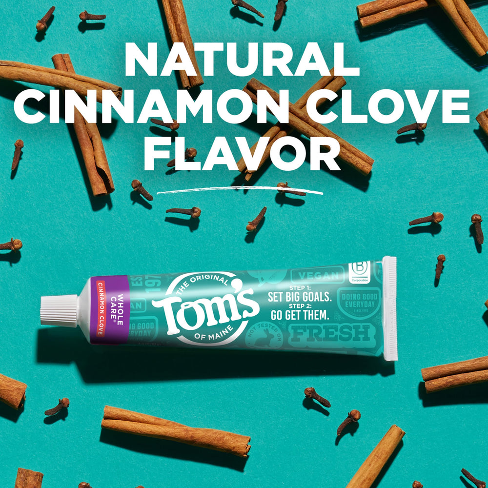 Tom's of Maine uso durante cepillado para una limpieza efectiva diaria