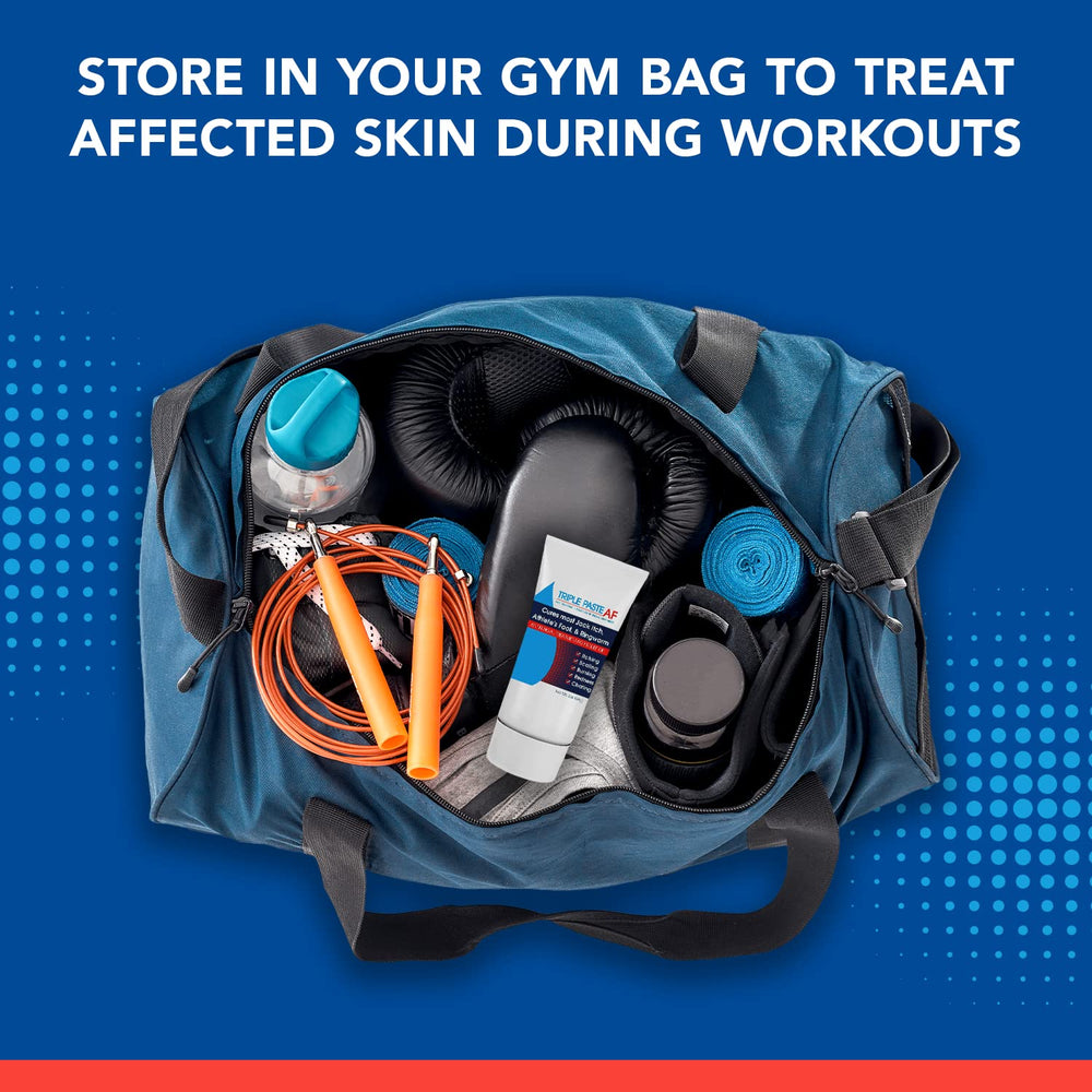 Triple Paste en un bolso de gimnasio mostrando conveniencia y protección