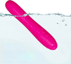 vibroteirs uso cerca del agua destacando resistencia IPX7 para limpieza segura