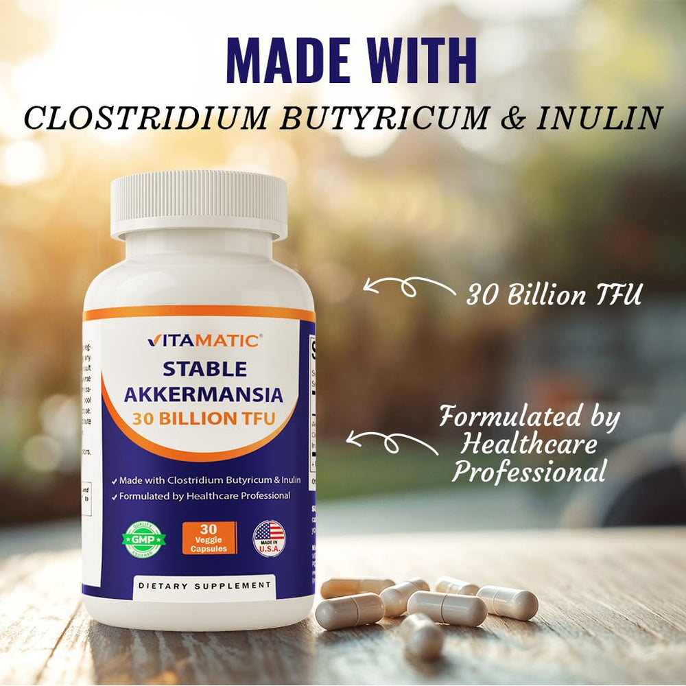 Cápsulas Vitamatic en mano para comparar tamaño y dosificación práctica