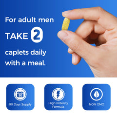 Vitamin World caplet en mano para comparar tamaño y comodidad al tragar