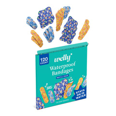 Welly apósito aplicado en mano de niño para protección durante juego