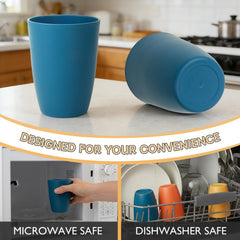 Comparación de tamaño Wrova con mano para mostrar capacidad de 12 oz y manejo cómodo